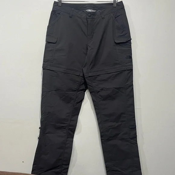 The North Face Paramount Convertible Pant with 7 Pockets in Granite Grey 6 - Picture 5 of 16
